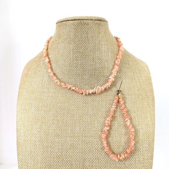 VTG Angel Skin Coral Chip 16" Graduated Necklace and 7.5" Bracelet Hawaii 80's - Picture 1 of 8